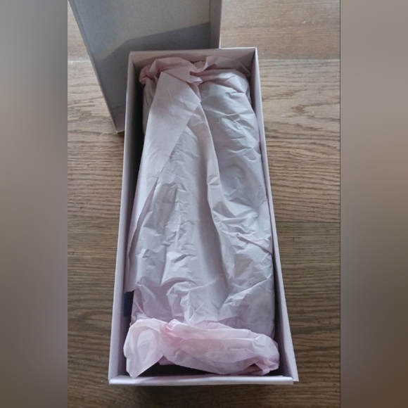 Going Steady Strappy Heel Sandal Size 8.5 MSRP $59.95 - Picture 6 of 7